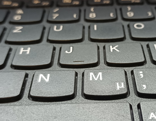 Contact | De Video Editor 